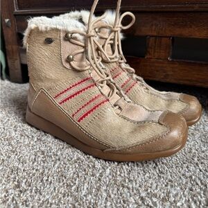 Vintage Tecnica fur hiking boots